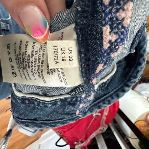 Anthro Pilcro The Wanderer Denim Shorts | 28 - Picture 10 of 11